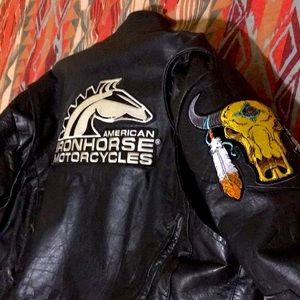 Black leather 44” mens American iron horse motorcycles!